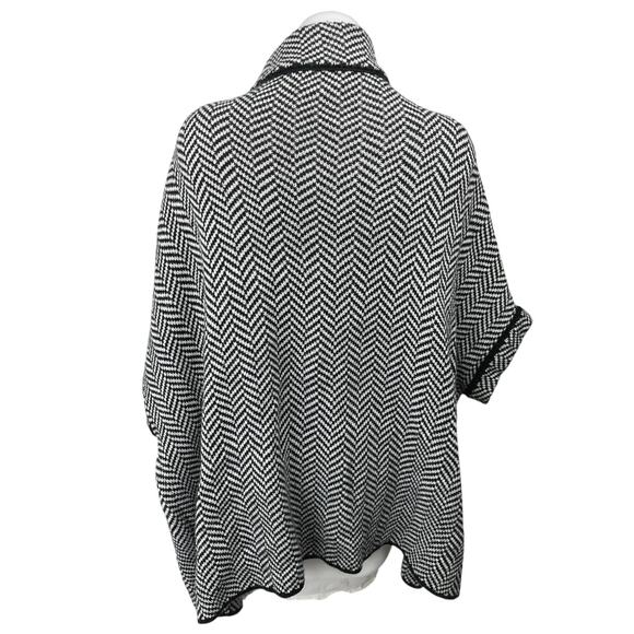 Apt. 9 Black White Chevron Open Front Riding Cape Cardigan Sweater Jacket Coat M - Picture 2 of 4